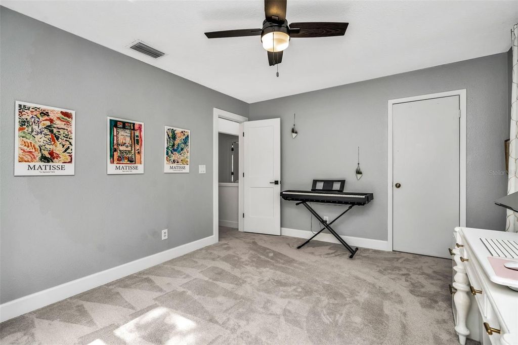 Image 49 of property listing at 12211 TWIN BRANCH ACRES ROAD, Tampa, FL 33626