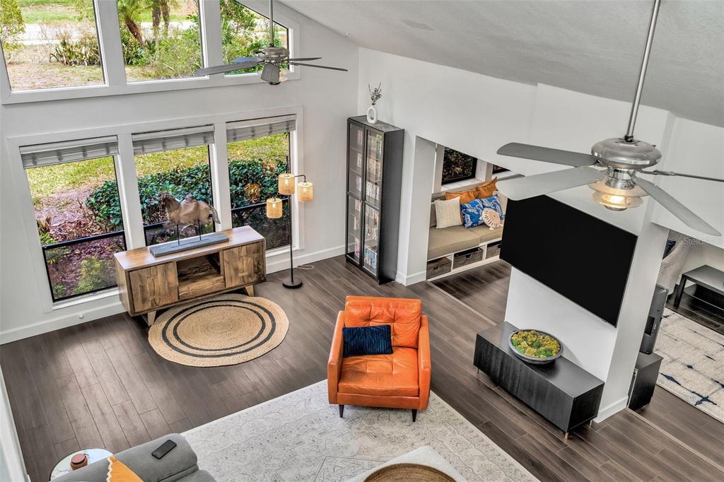 Image 50 of property listing at 12211 TWIN BRANCH ACRES ROAD, Tampa, FL 33626