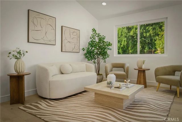 6150 Strickland, Los Angeles, CA 90042