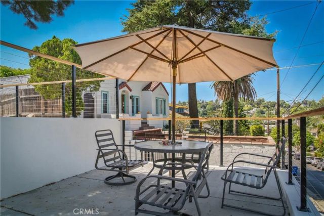 6150 Strickland, Los Angeles, CA 90042