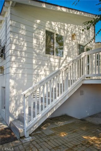 6150 Strickland, Los Angeles, CA 90042