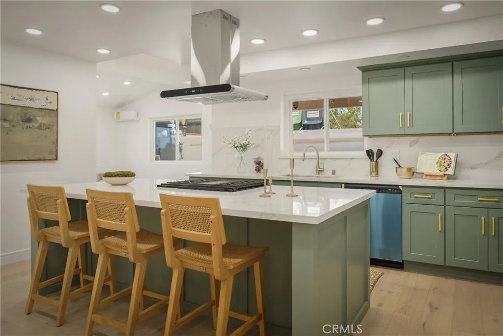 6150 Strickland, Los Angeles, CA 90042