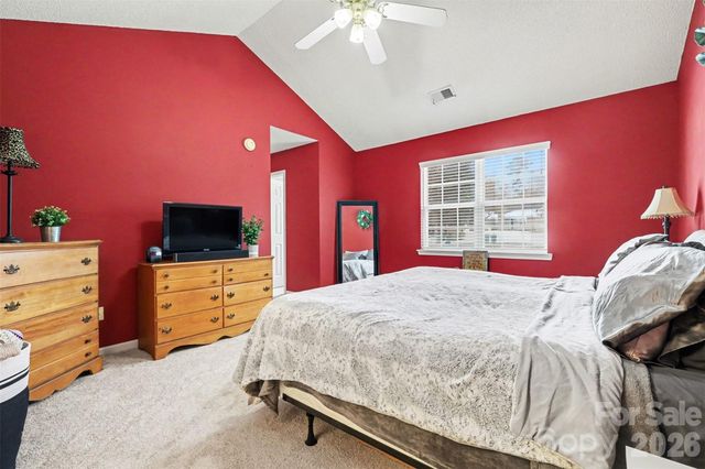 6323 Pine Hollow Drive, Charlotte, NC 28212