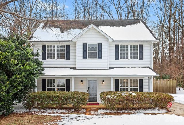 6323 Pine Hollow Drive, Charlotte, NC 28212