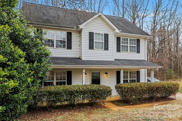 6323 Pine Hollow Drive, Charlotte, NC 28212