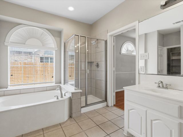 408 Cave River Drive, Murphy, TX 75094