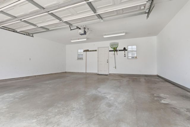 9419 Stonehouse Lane, Houston, TX 77025