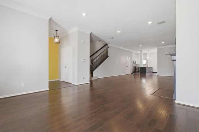 9419 Stonehouse Lane, Houston, TX 77025