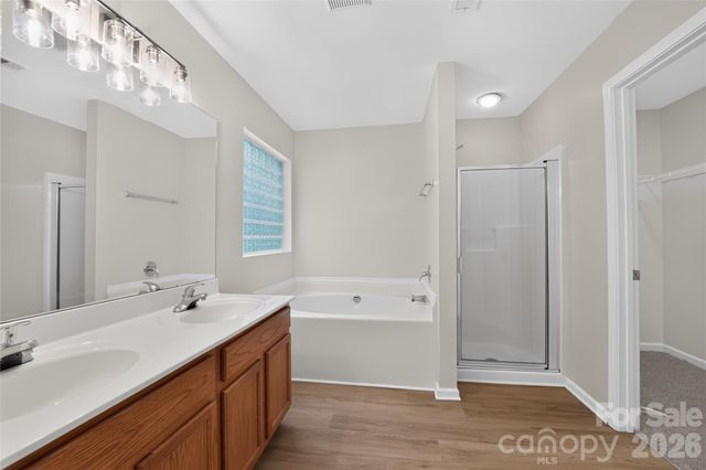 9013 Broad Ridge Court, Charlotte, NC 28269