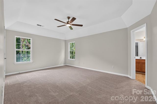 9013 Broad Ridge Court, Charlotte, NC 28269