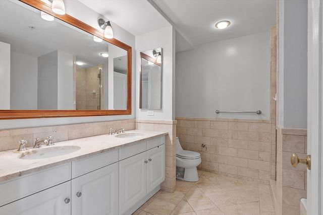 1 Avery 14A, Boston, MA 02111