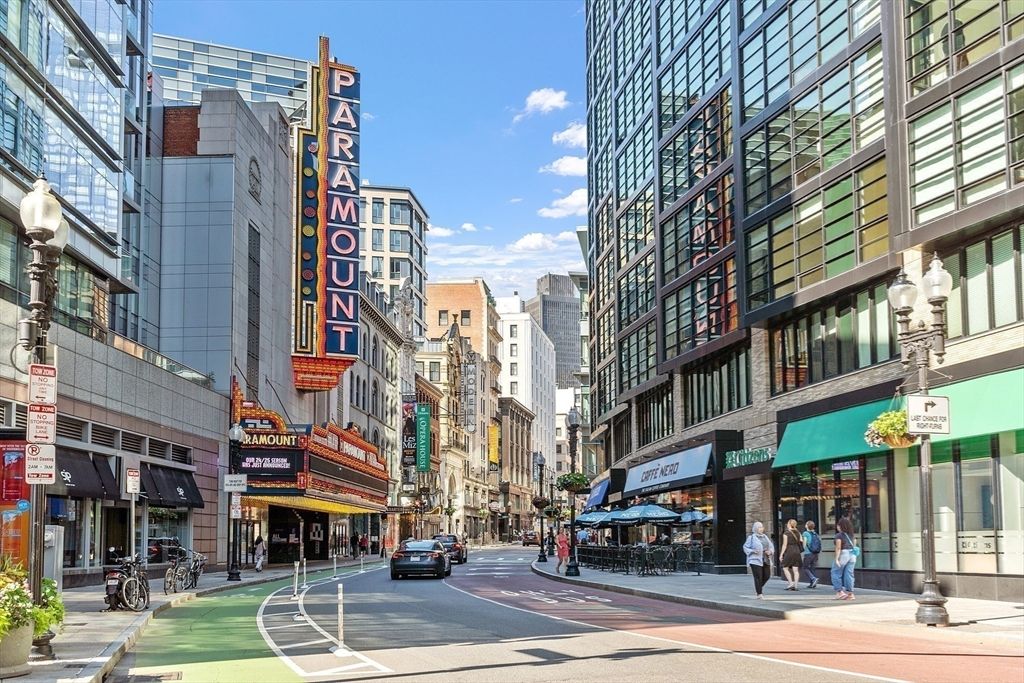 1 Avery 14A, Boston, MA 02111