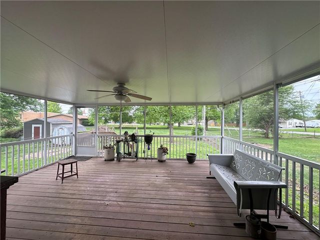 17207 E 6th Terrace Court N, Independence, MO 64056