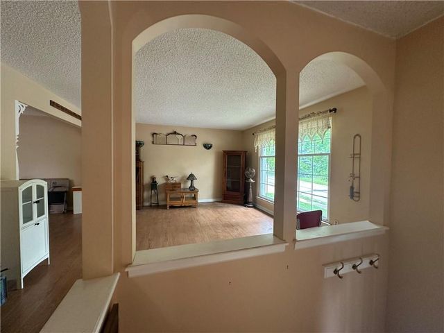 17207 E 6th Terrace Court N, Independence, MO 64056