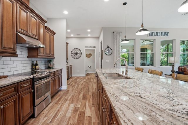 16622 LAKESHORE ROAD, Tampa, FL 33624