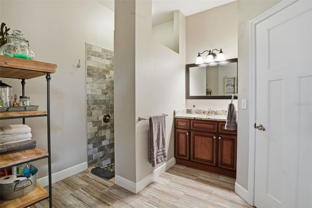 16622 LAKESHORE ROAD, Tampa, FL 33624