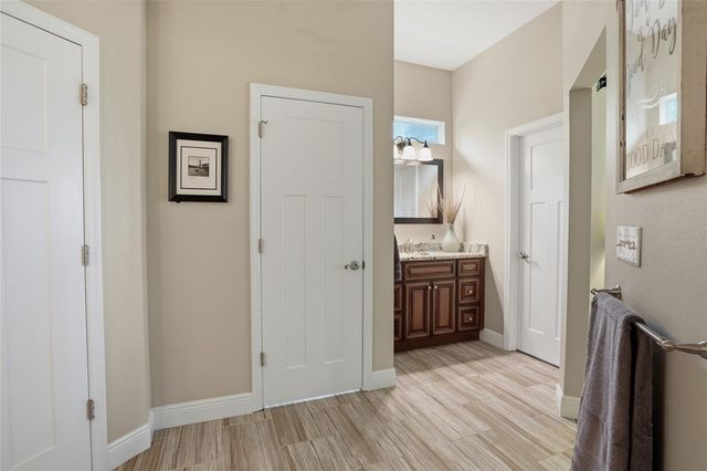 16622 LAKESHORE ROAD, Tampa, FL 33624