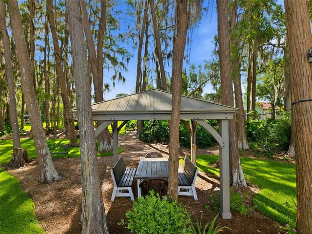 16622 LAKESHORE ROAD, Tampa, FL 33624