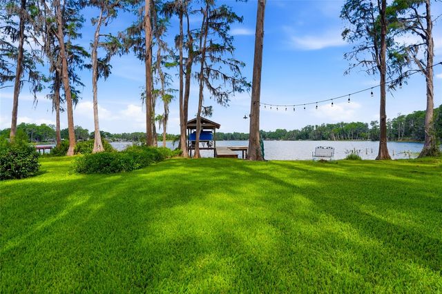 16622 LAKESHORE ROAD, Tampa, FL 33624