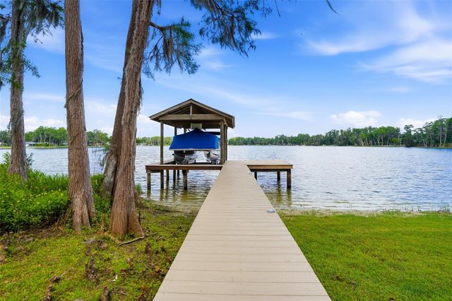 16622 LAKESHORE ROAD, Tampa, FL 33624