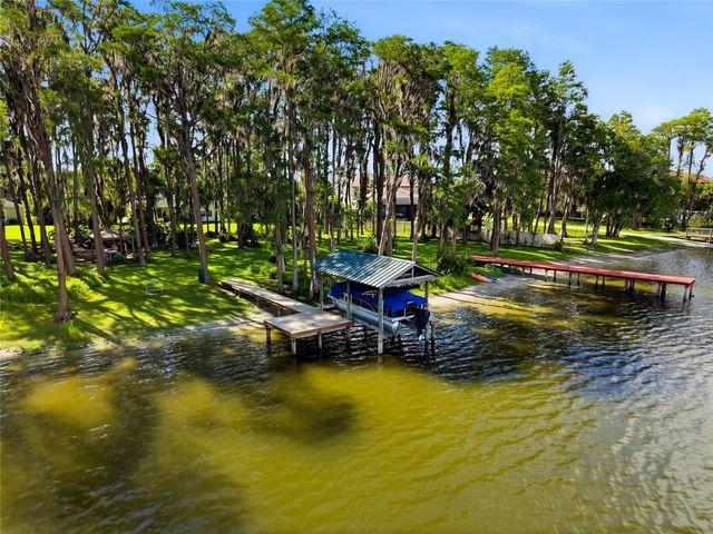 16622 LAKESHORE ROAD, Tampa, FL 33624