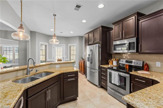 135 Bay Tree Lane, Thomasville, NC 27360