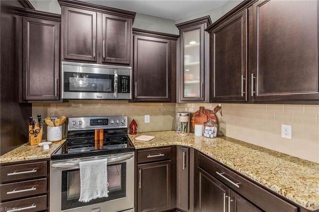 135 Bay Tree Lane, Thomasville, NC 27360
