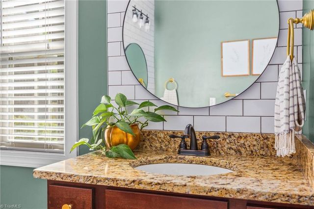 135 Bay Tree Lane, Thomasville, NC 27360