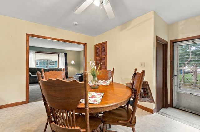 6 Lincoln Dr, Fairhaven, MA 02719