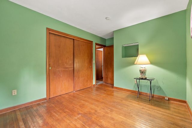 6 Lincoln Dr, Fairhaven, MA 02719