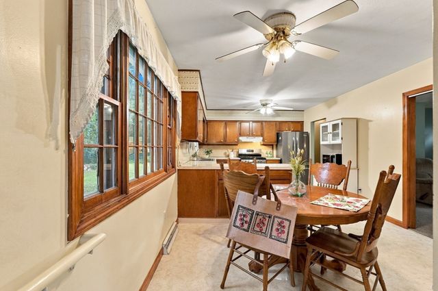 6 Lincoln Dr, Fairhaven, MA 02719
