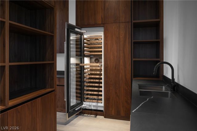 10 Sanctuary Peak Court, Henderson, NV 89012