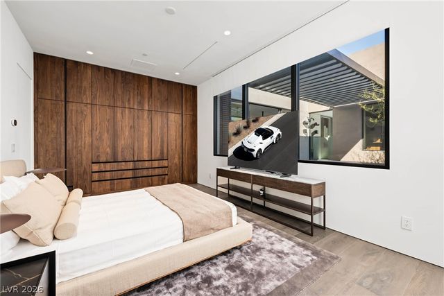 10 Sanctuary Peak Court, Henderson, NV 89012