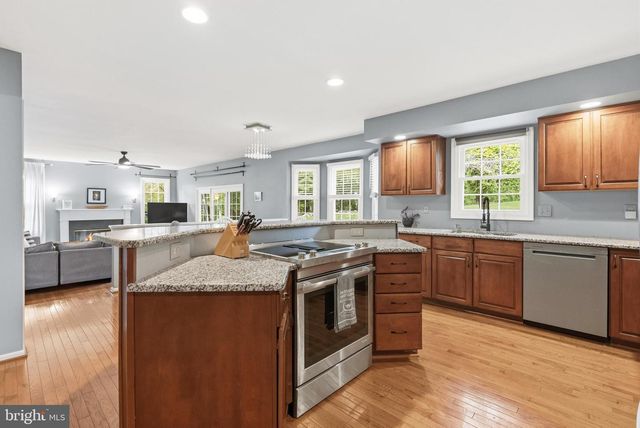 157 HAMILTON DR, Landenberg, PA 19350