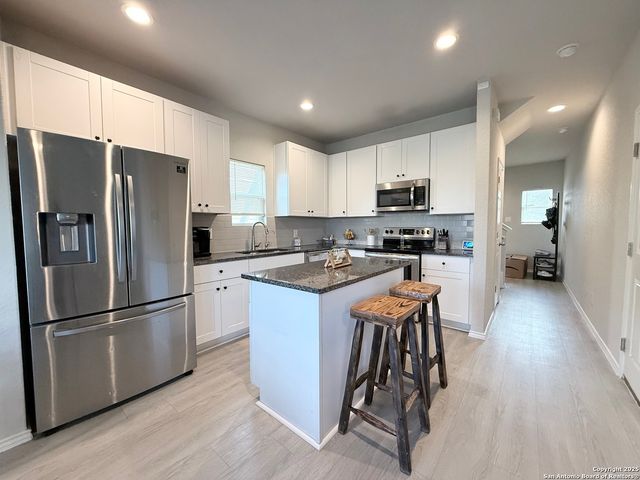 5891 Elm Valley, San Antonio, TX 78242