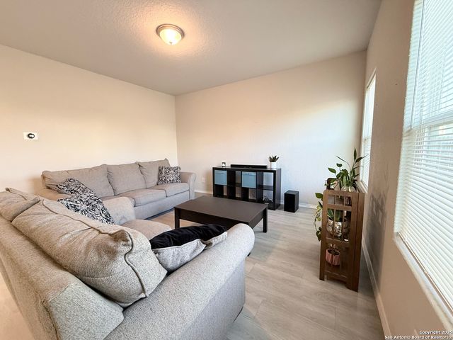 5891 Elm Valley, San Antonio, TX 78242