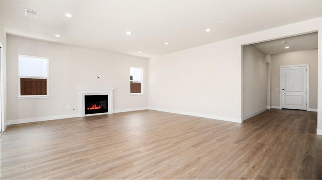 4083 Emerald Glen Ln, Folsom, CA 95630