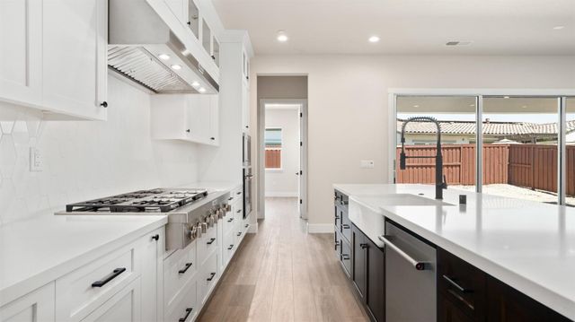 4083 Emerald Glen Ln, Folsom, CA 95630