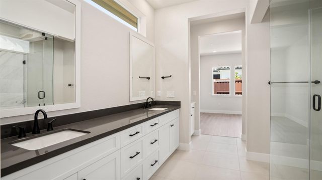 4083 Emerald Glen Ln, Folsom, CA 95630