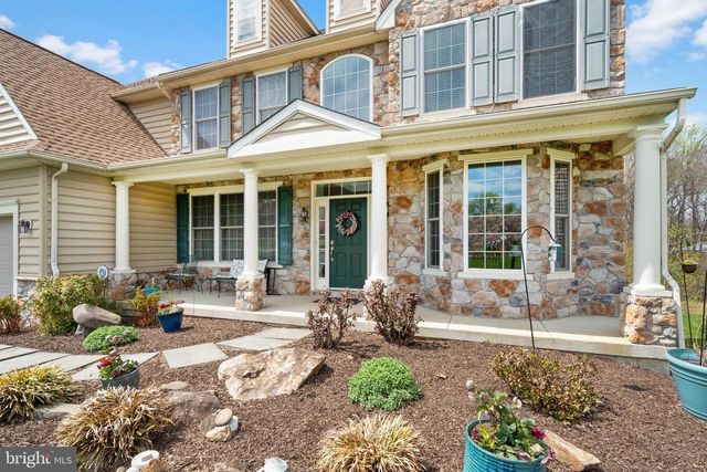 134 SHINNECOCK HL, Avondale, PA 19311