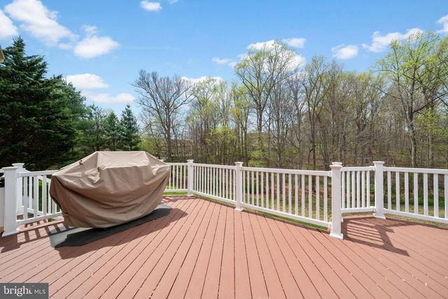 134 SHINNECOCK HL, Avondale, PA 19311