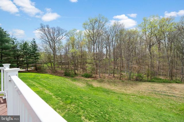 134 SHINNECOCK HL, Avondale, PA 19311