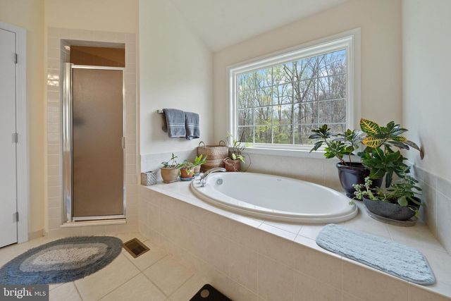 134 SHINNECOCK HL, Avondale, PA 19311