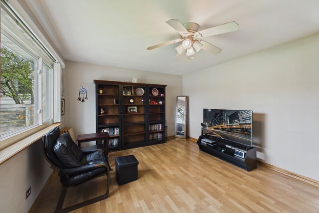 4595 Zeppelin Drive, Hanover Park, IL 60133