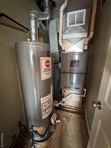 36214 Vinewood Street, Romulus, MI 48174