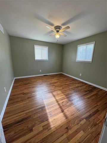 36214 Vinewood Street, Romulus, MI 48174