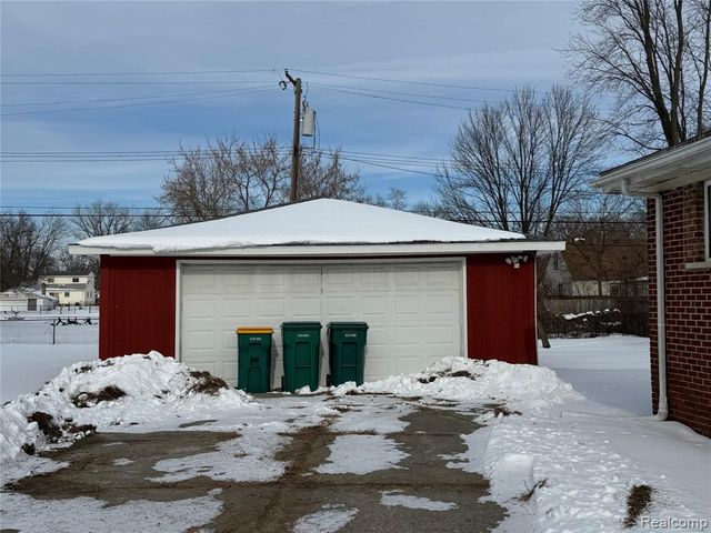 36214 Vinewood Street, Romulus, MI 48174