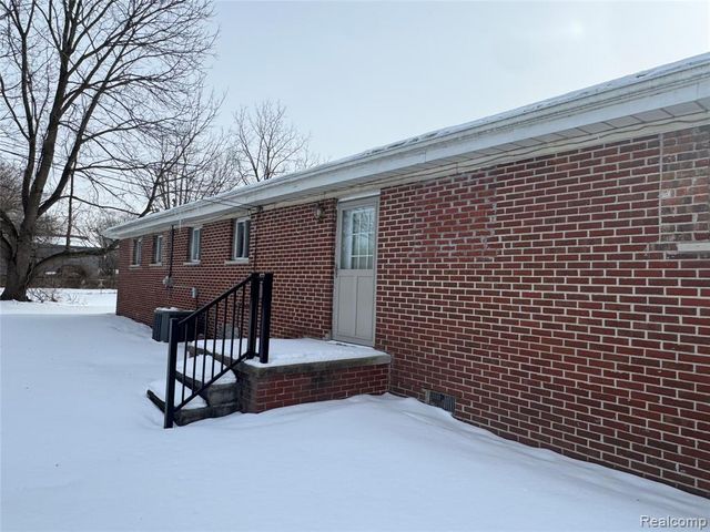 36214 Vinewood Street, Romulus, MI 48174