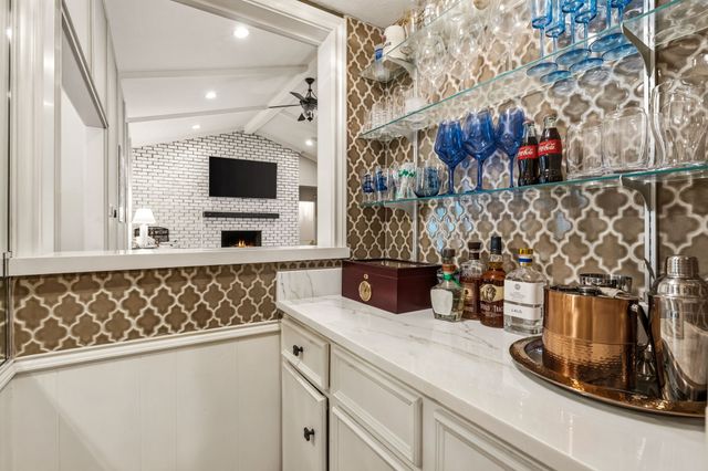 7210 Meadow Road, Dallas, TX 75230