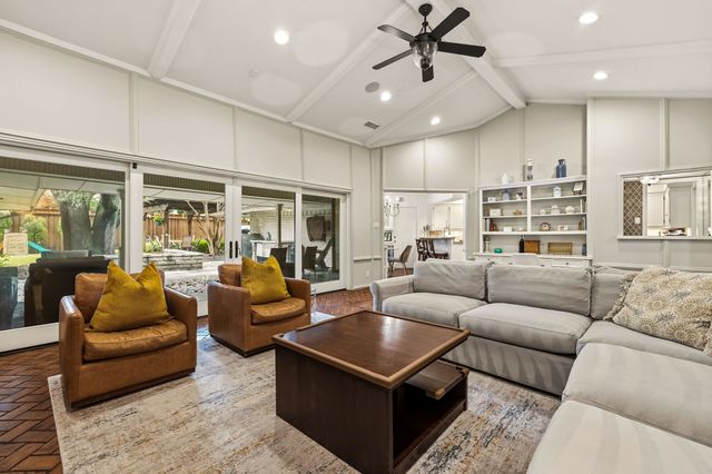 7210 Meadow Road, Dallas, TX 75230